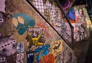 Adesivi, che passione! Un mondo di colori per il tuo marketing