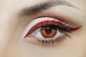 Ecco cosa evitare durante la laminazione delle ciglia: i consigli per un risultato perfetto